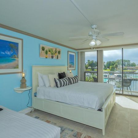 All-New Waterfront With Balcony,Pool,Tiki Bar,Gym ساراسوتا المظهر الخارجي الصورة