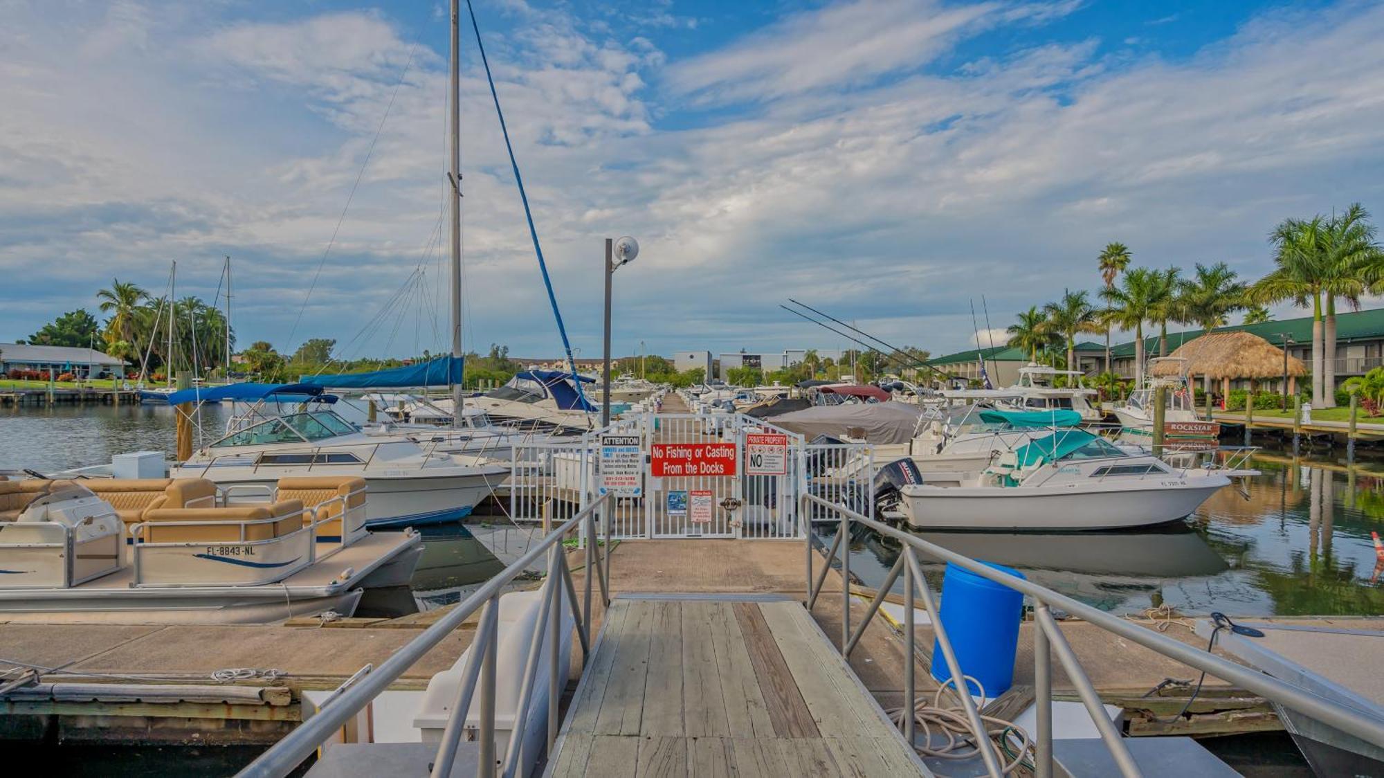 All-New Waterfront With Balcony,Pool,Tiki Bar,Gym ساراسوتا المظهر الخارجي الصورة